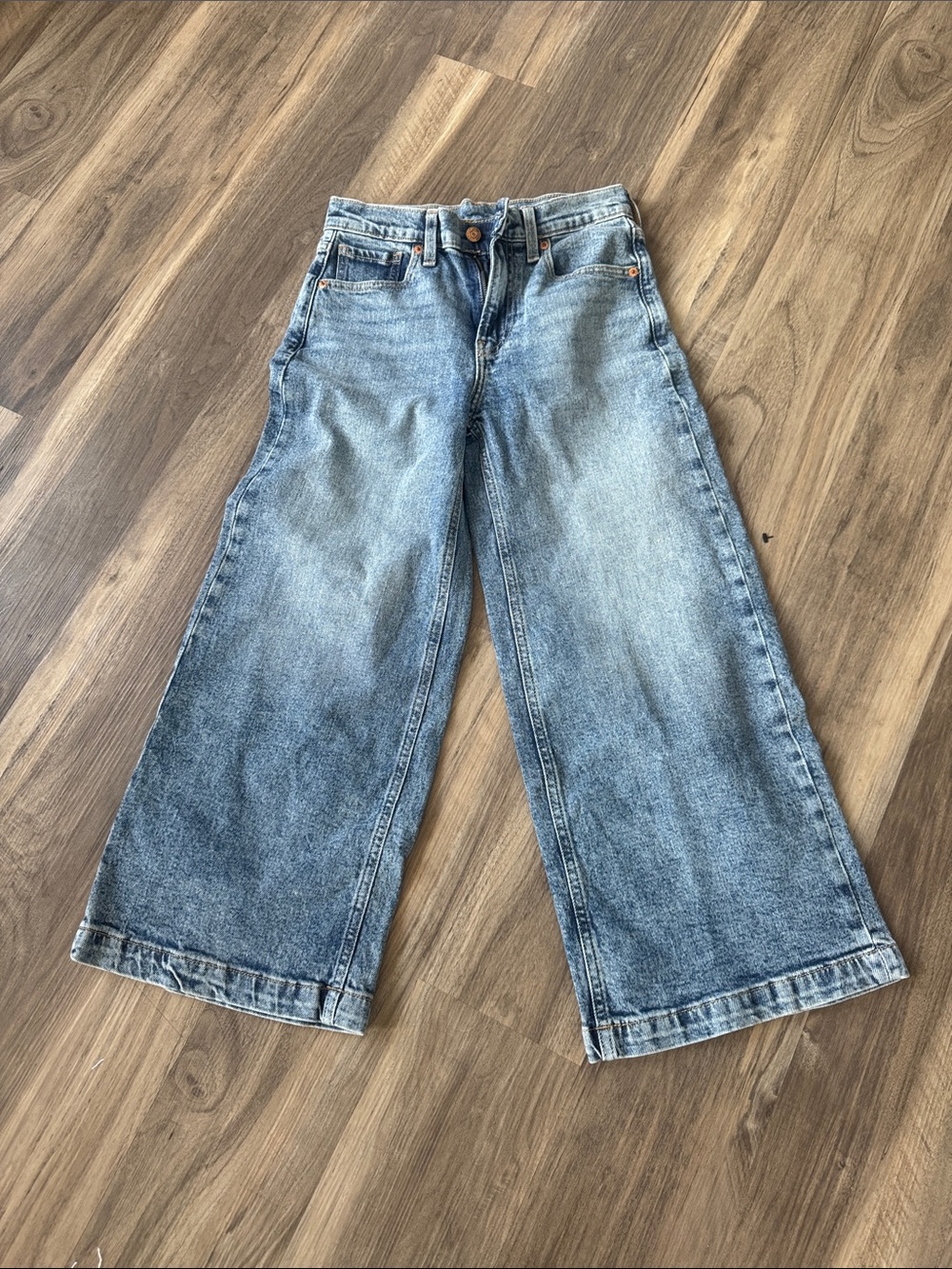 GAP Light Blue High Rise Stride Ankle Cropped Jeans